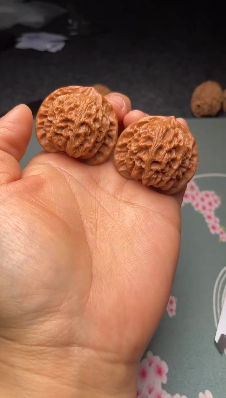 把件文玩核桃w309  宫灯  39尺