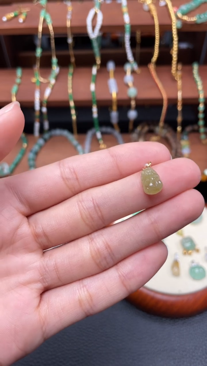 【闪购商品】翡翠吊坠(不含链)18K金镶嵌一个  JK483