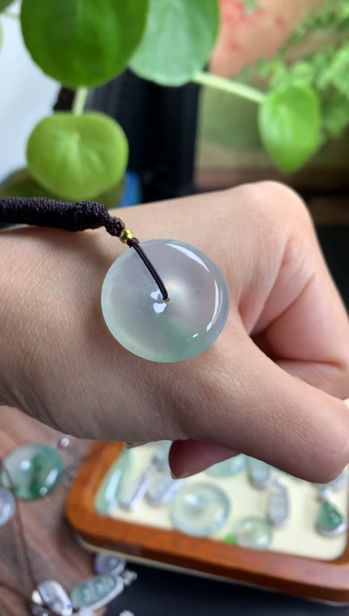 【闪购商品】翡翠项链未镶嵌平安扣