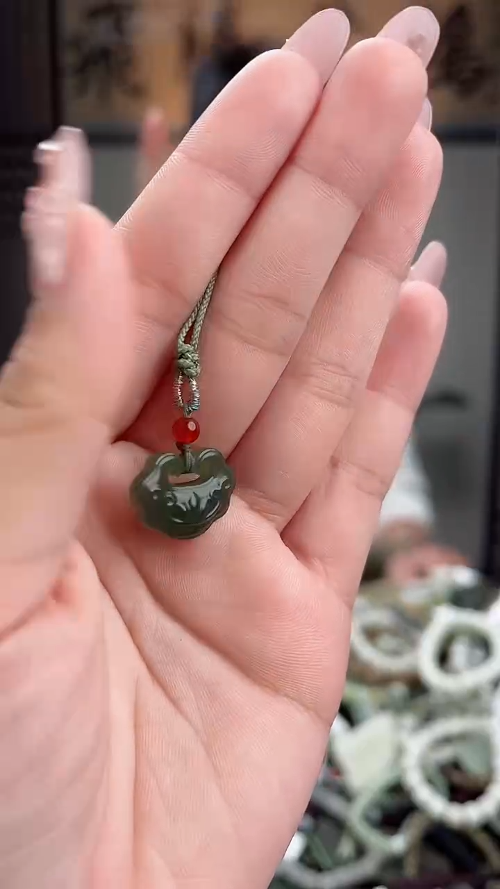 【闪购商品】和田玉（糖玉）颈饰未镶嵌多样性发货 一物一拍