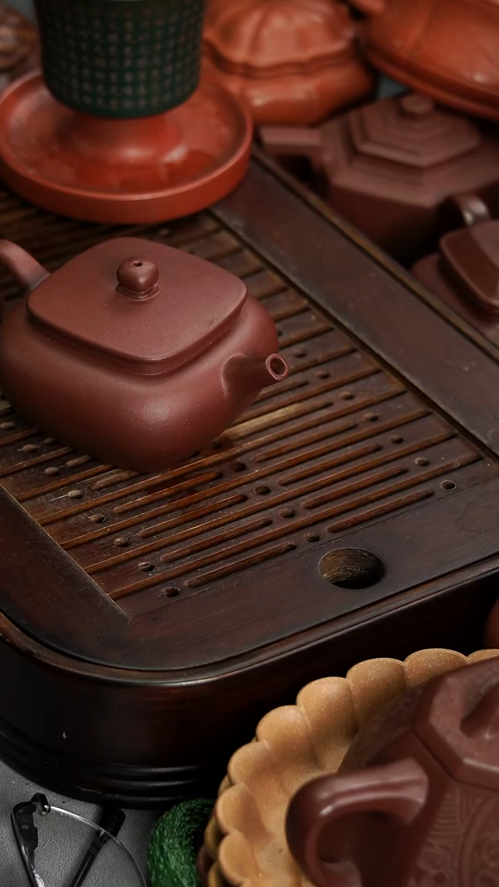 茶壶紫砂宜兴紫砂紫泥四方汉瓦200毫升