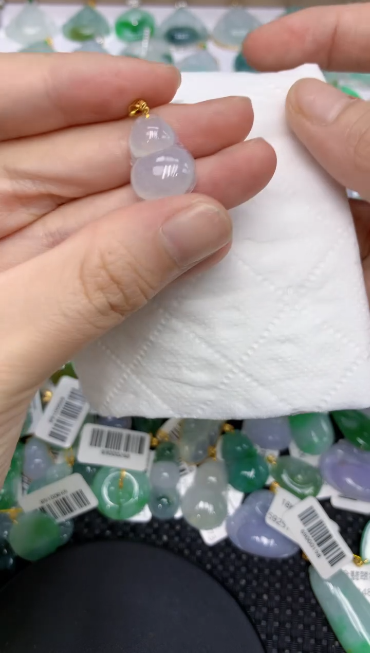 颈饰18K金镶嵌翡翠1111111