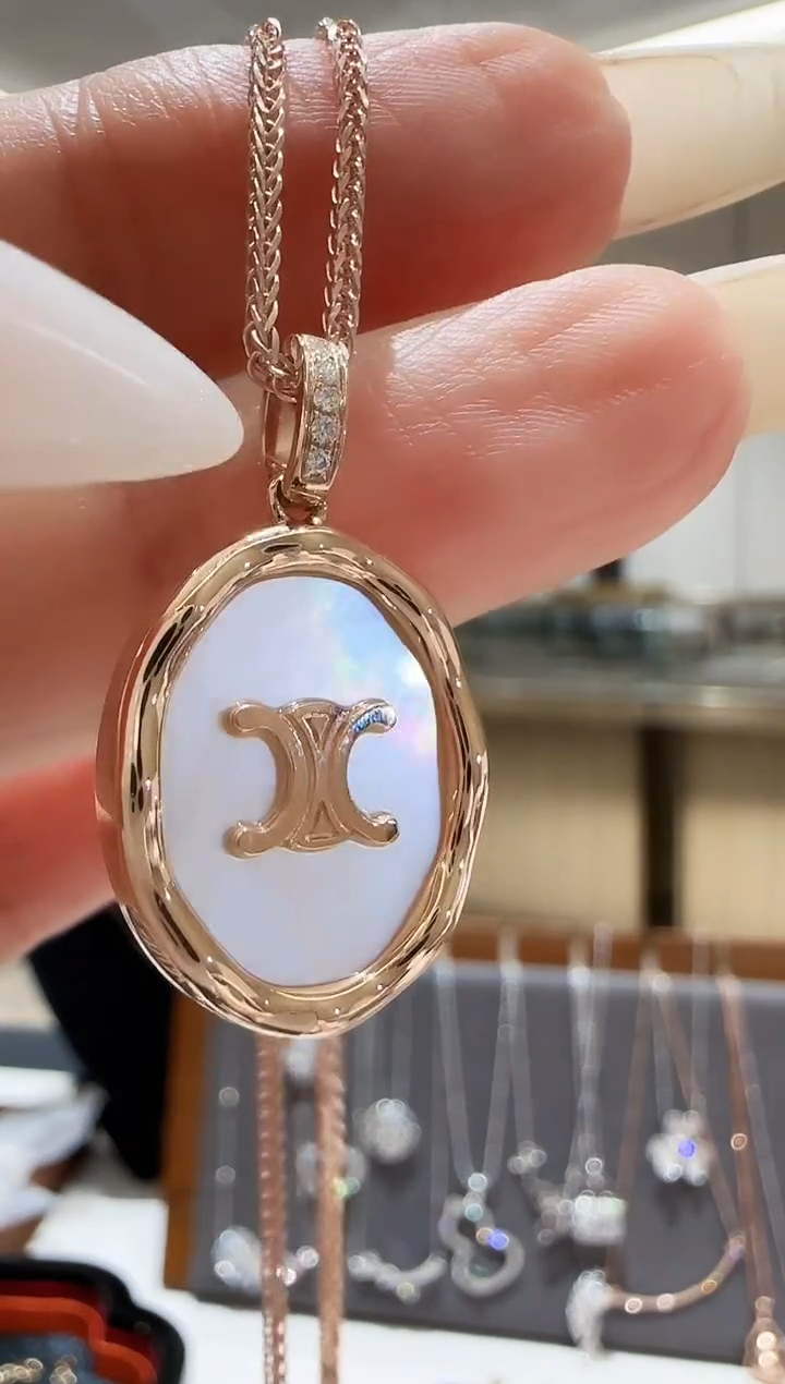 单吊坠贝壳（贝母）18K金镶嵌贝母钻石心门吊坠不含链