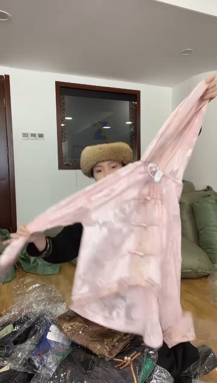 L码        130斤  防晒