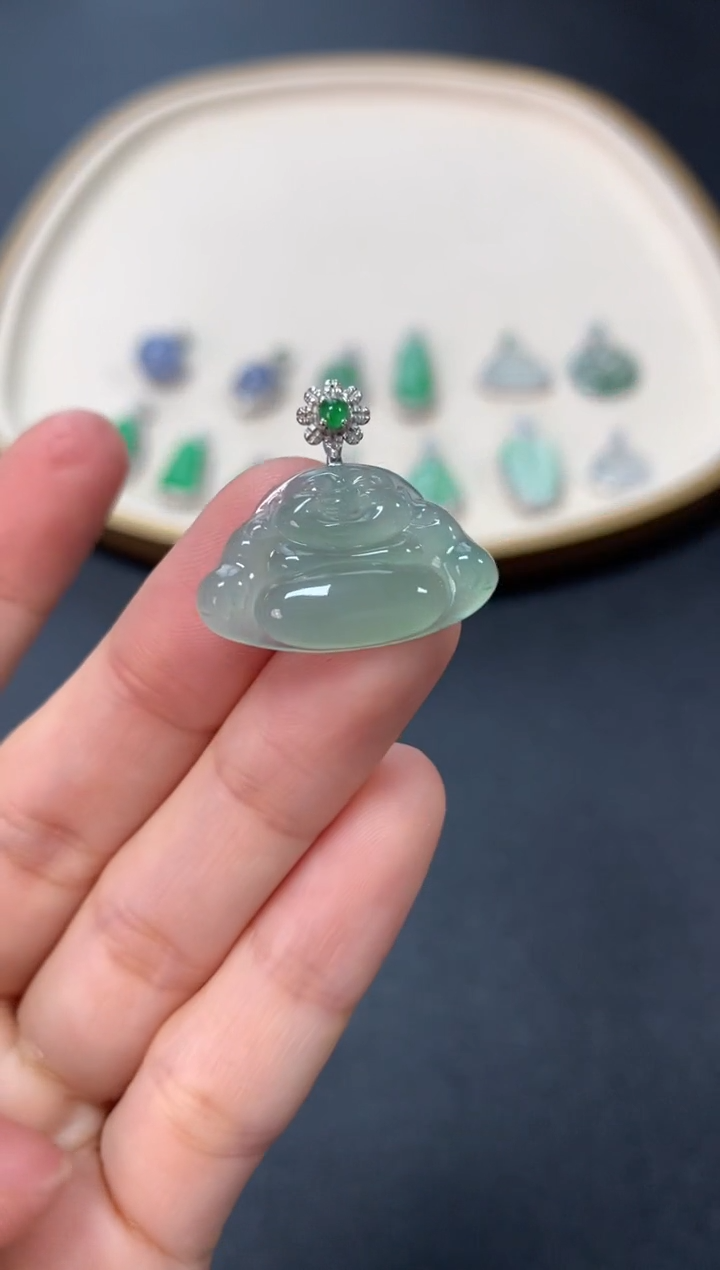 【闪购商品】翡翠吊坠(不含链)18K金镶嵌1500