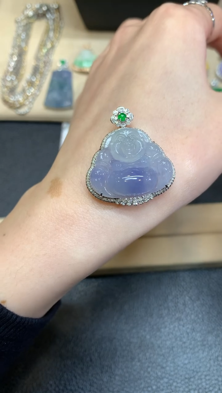 【闪购商品】翡翠颈饰18K金镶嵌佛公【无服务费】