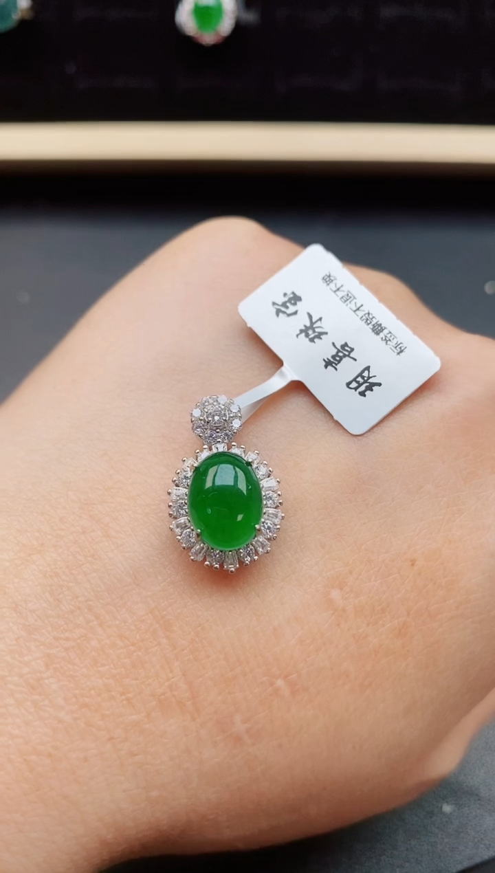 翡翠银S925镶嵌吊坠(赠链)585050