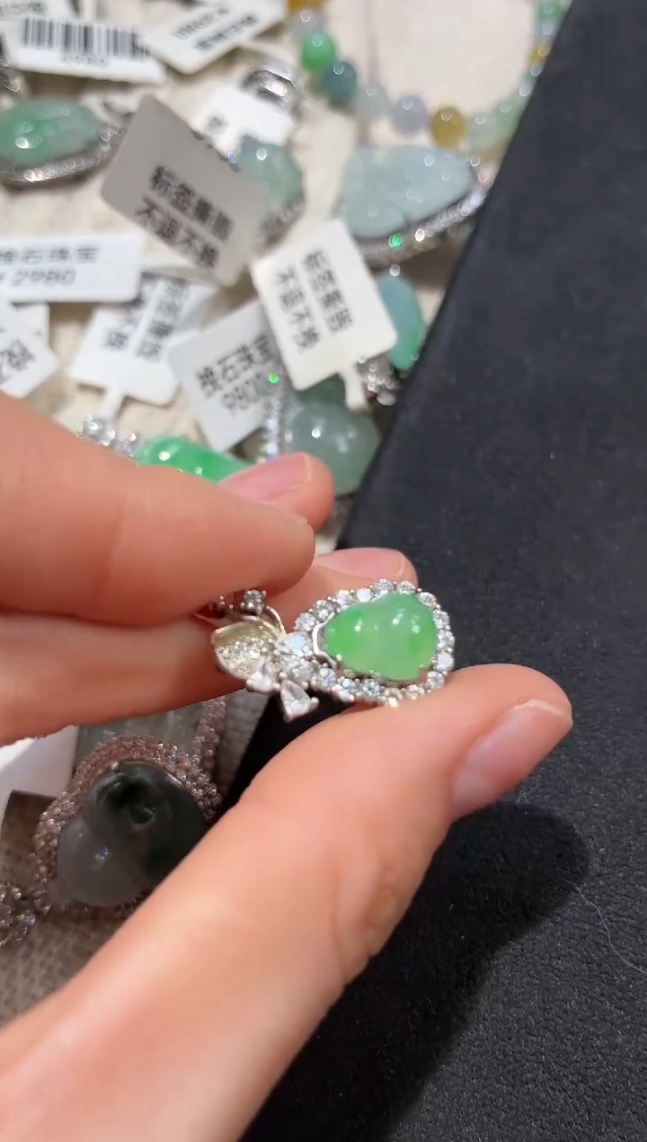 吊坠(不含链)银S925镶嵌翡翠吊坠