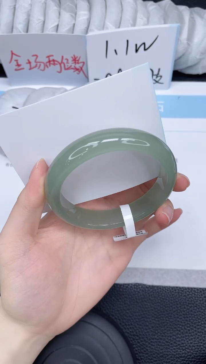 未镶嵌手镯石英质玉101-60