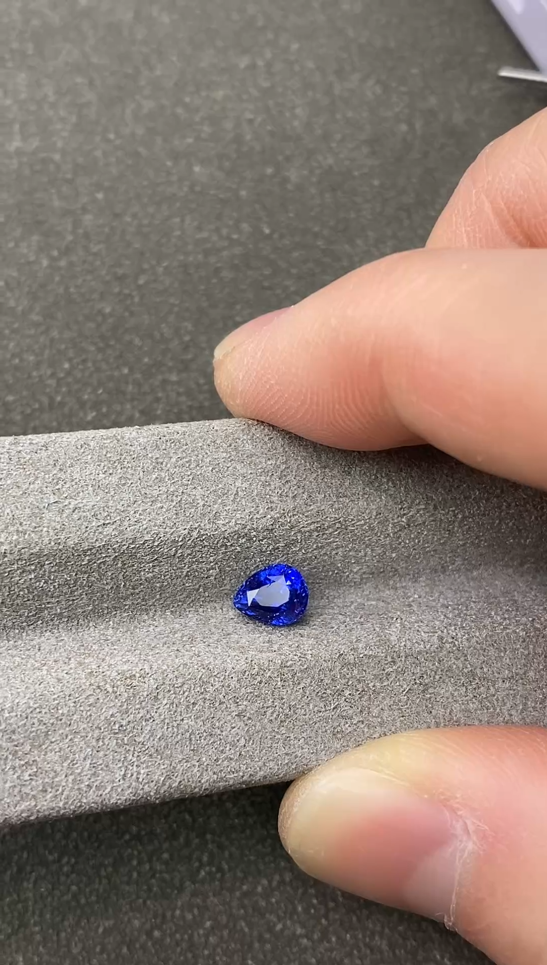 【闪购商品】蓝宝石裸石未镶嵌1.1克拉 无烧皇家蓝蓝宝石
