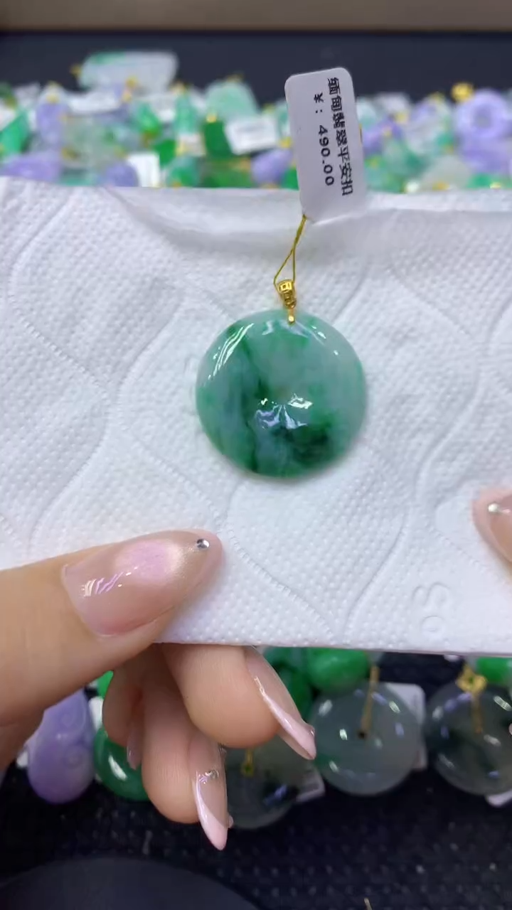 颈饰未镶嵌翡翠天然缅甸翡翠A货