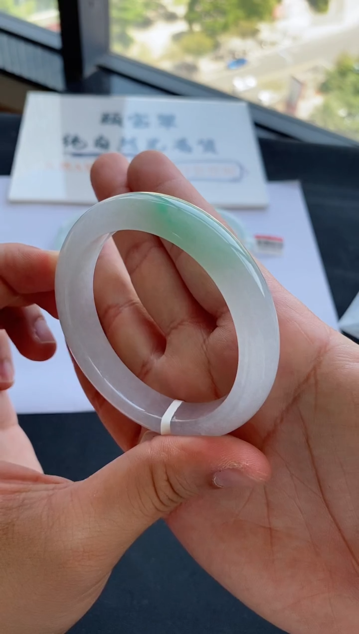 翡翠手镯未镶嵌16号58.3*12.8*8.9正圈