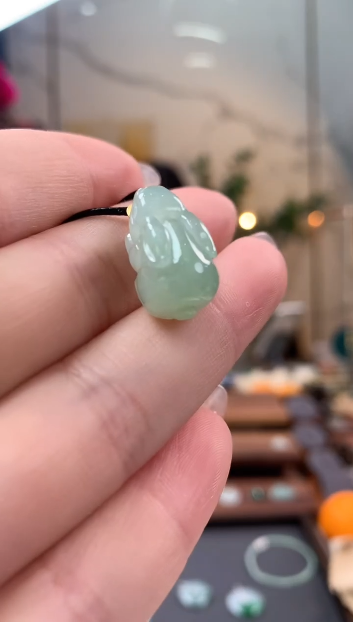 【闪购商品】翡翠吊坠(不含链)18K金镶嵌兔子