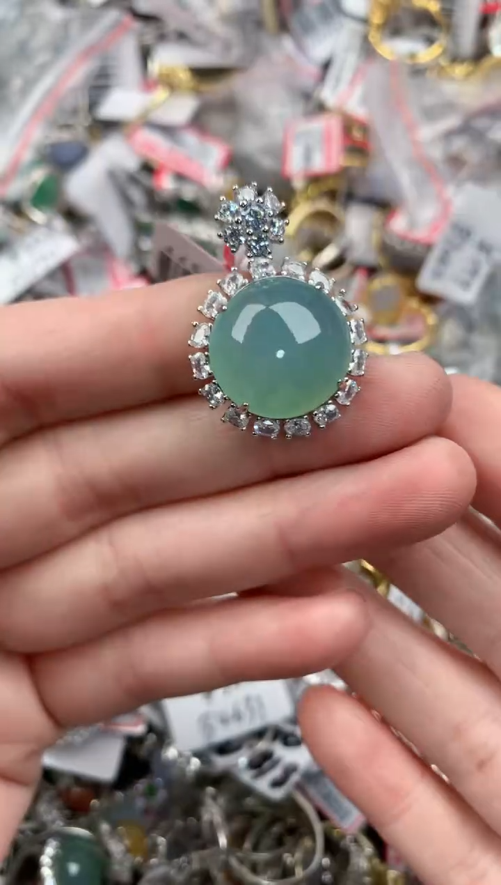 银S925镶嵌戒指翡翠666      1