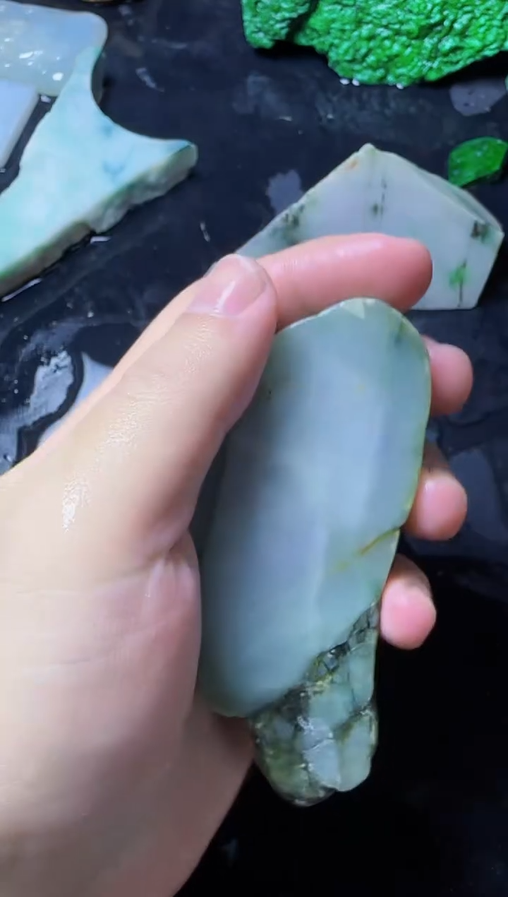 【闪购商品】翡翠颈饰未镶嵌259翡翠