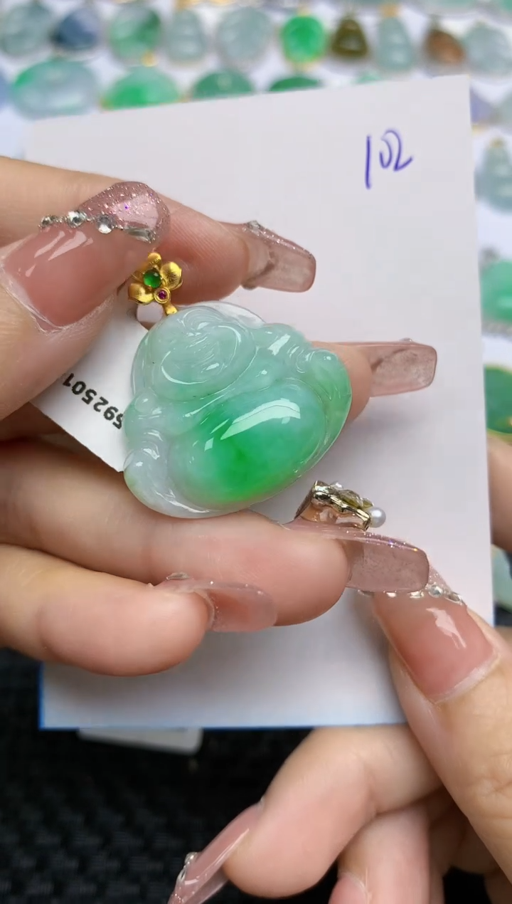 【闪购商品】翡翠颈饰18K金镶嵌天然A货翡翠 102