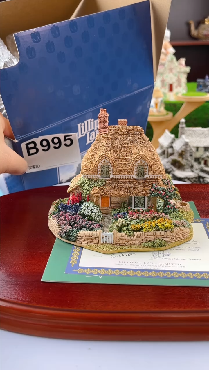 【闪购商品】紫砂茶宠中古小房子