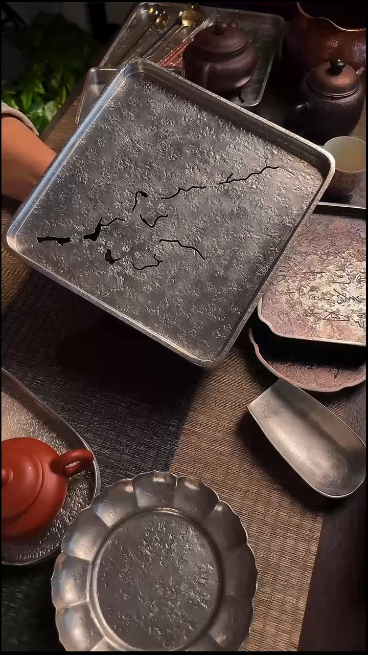 金属梅花大壶承绝版一个