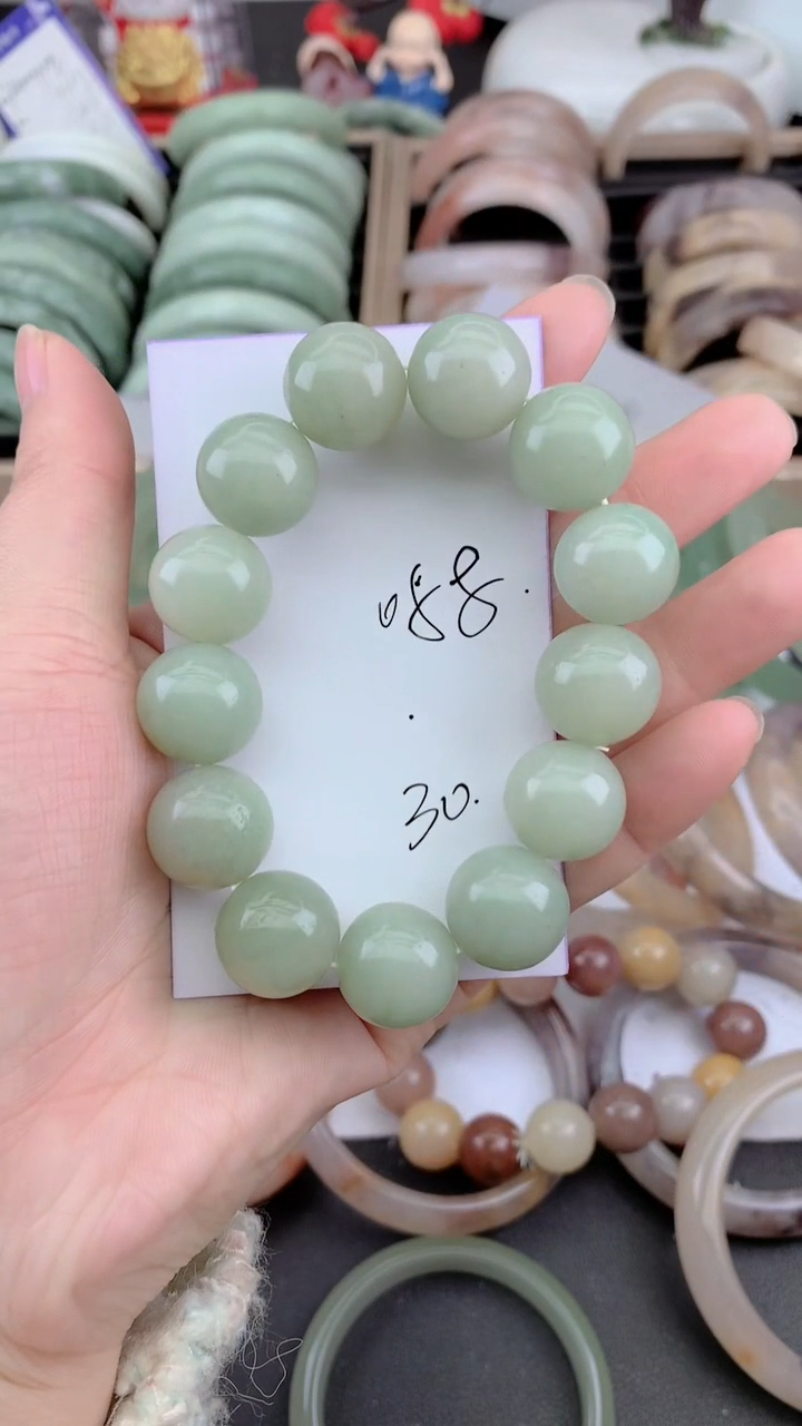 未镶嵌手镯石英质玉058