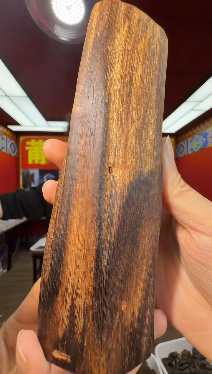 沉香手把件默*默q41海南多样性发一