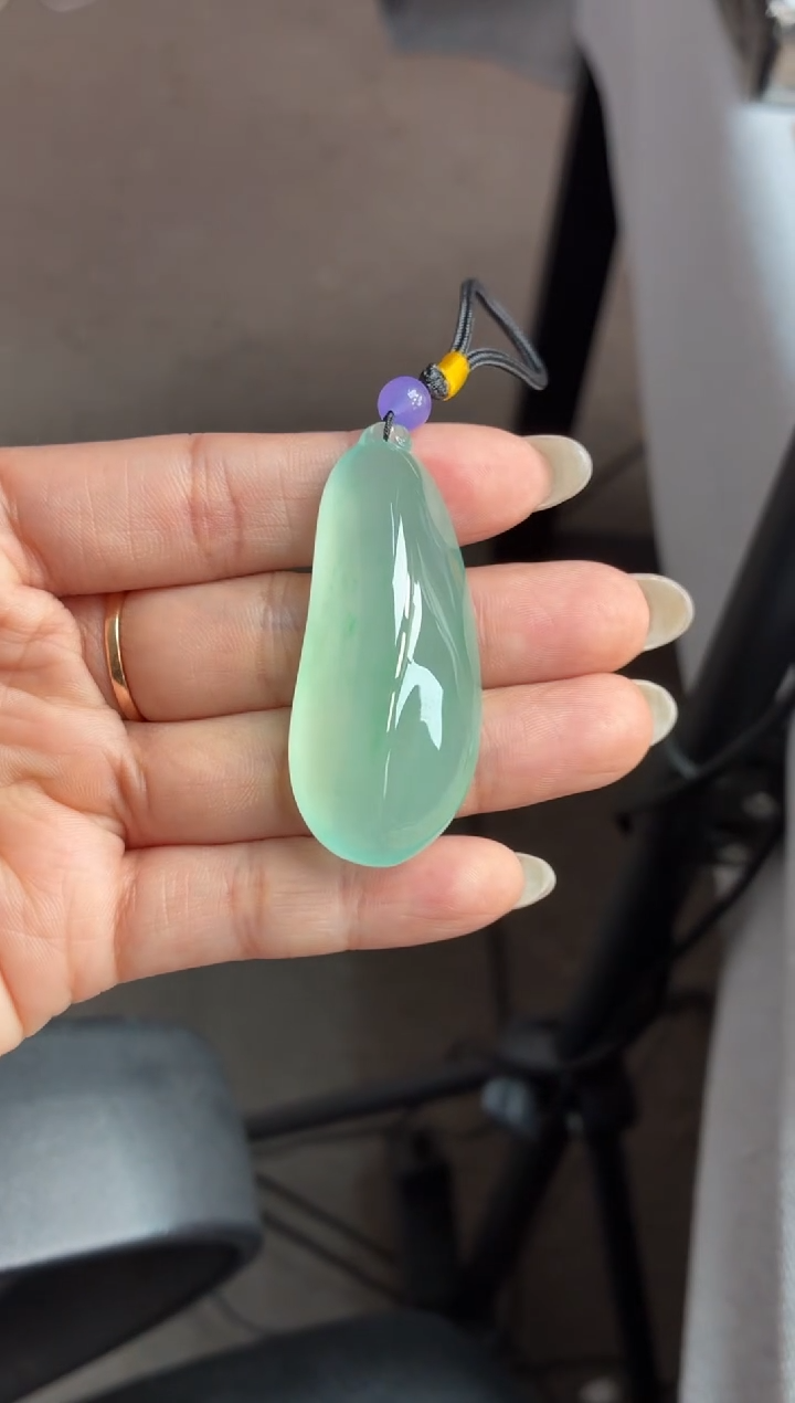 吊坠(不含链)未镶嵌翡翠9 福瓜 51.3 21.8 14.2