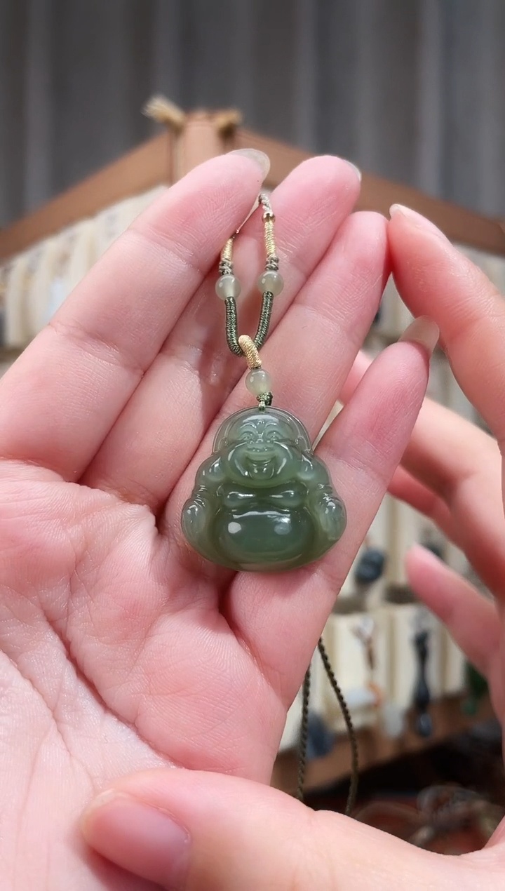 颈饰未镶嵌和田玉逸**?25佛公