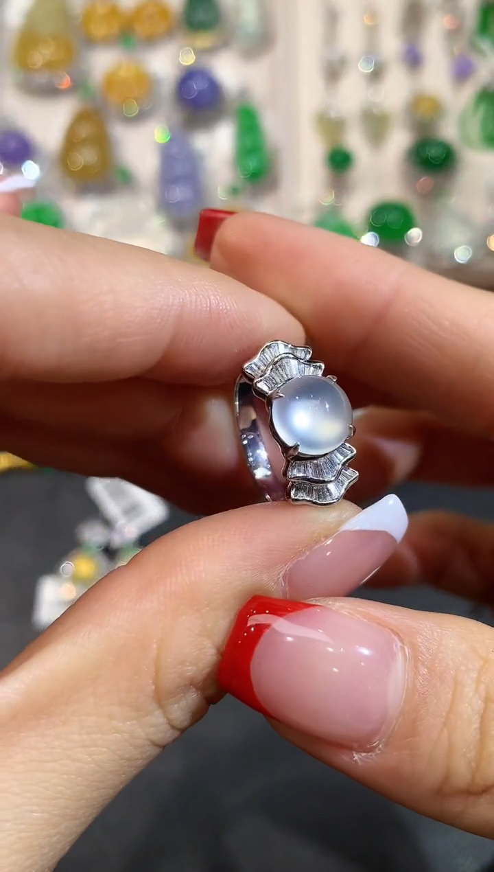 【闪购商品】翡翠戒指18K金镶嵌MH2948