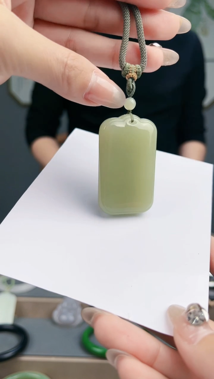 【闪购商品】和田玉颈饰未镶嵌AA多样性发货