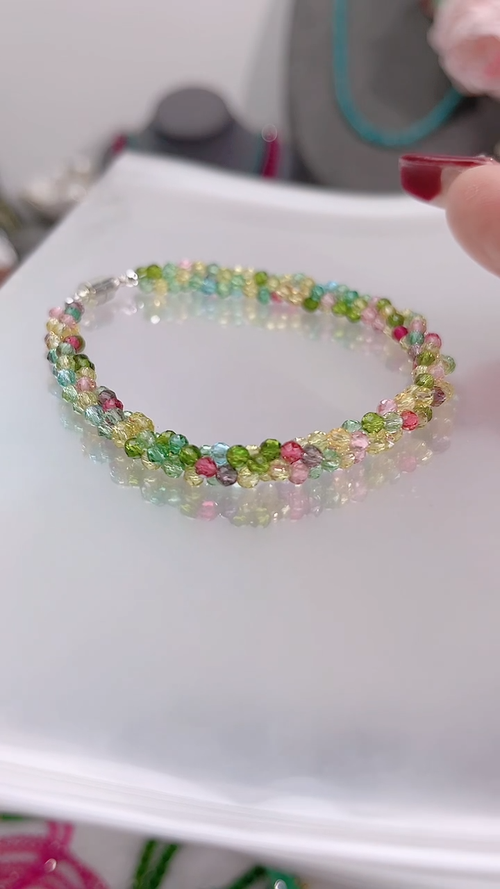 银S925镶嵌手链尖晶石彩麻花19.9