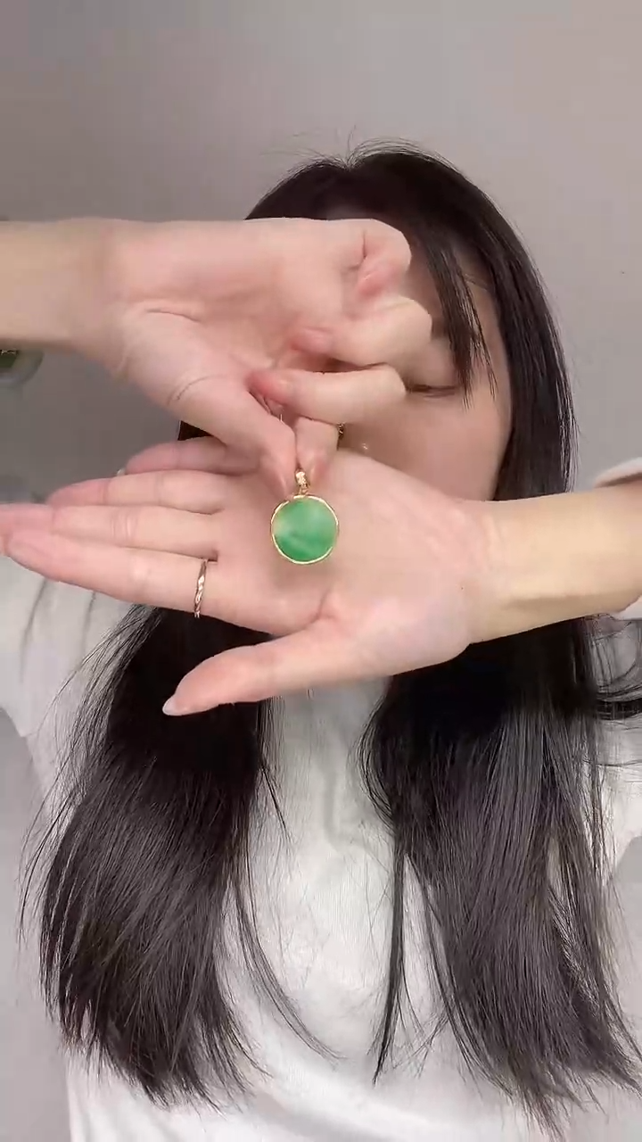 【闪购商品】翡翠吊坠(不含链)未镶嵌天然翡翠A货-吊坠