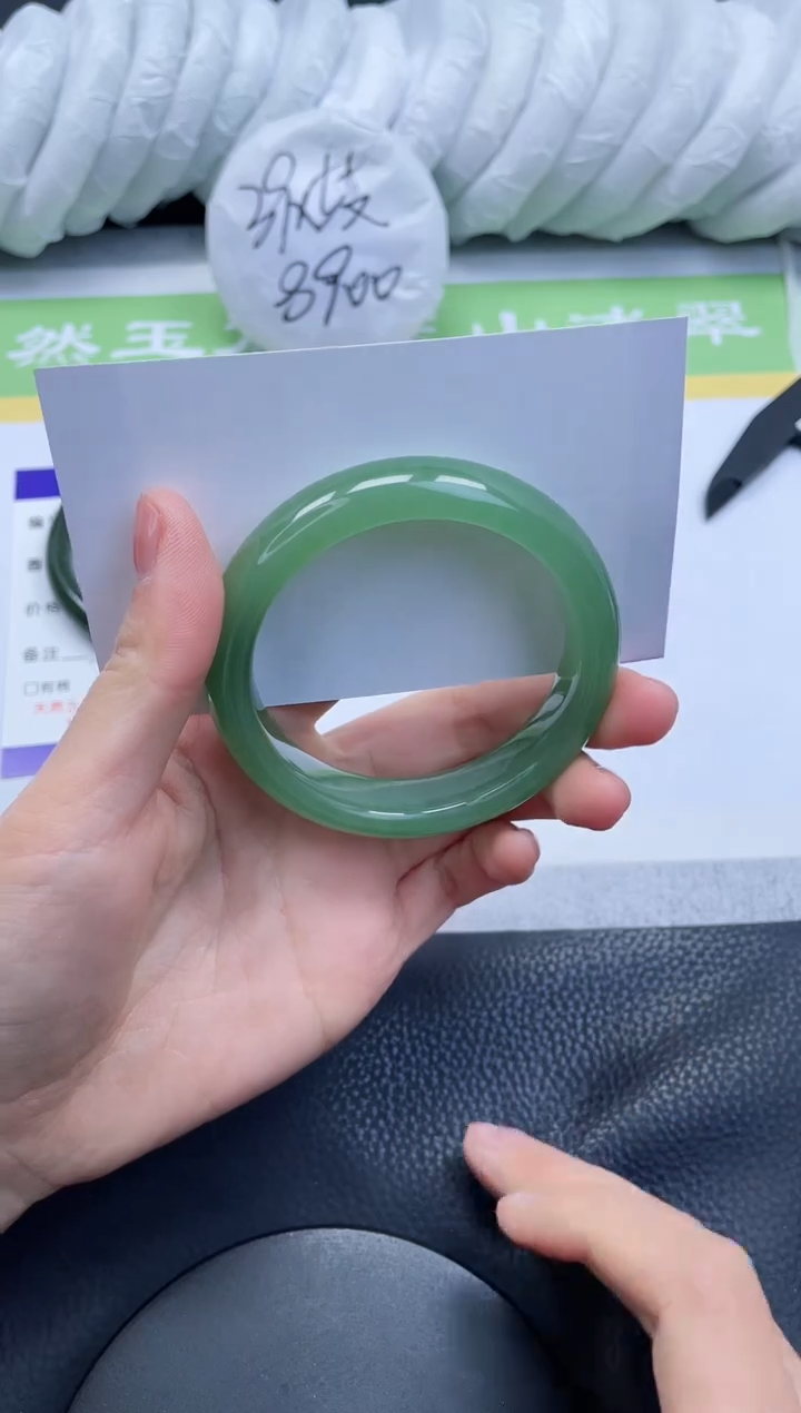 【闪购商品】石英质玉手镯未镶嵌A104-54+