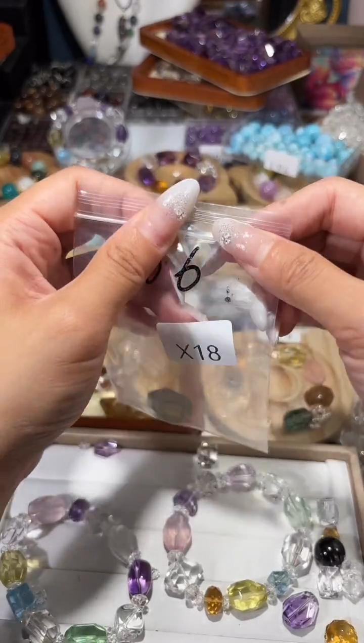 水晶手串未镶嵌X18金发随行拍2