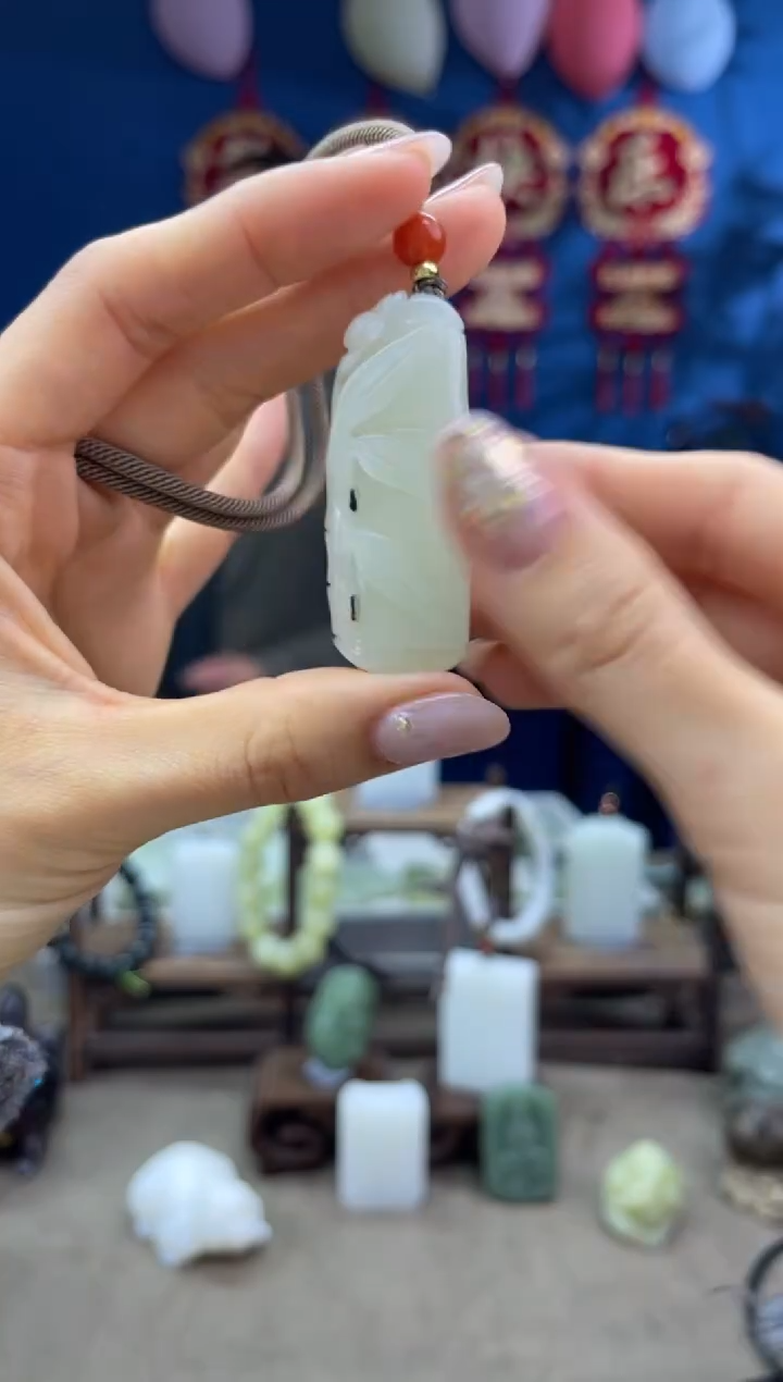 【闪购商品】和田玉颈饰未镶嵌1