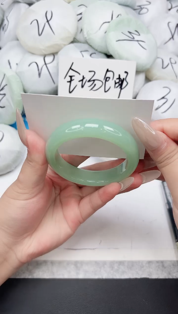 东凌女款手镯209-54.7