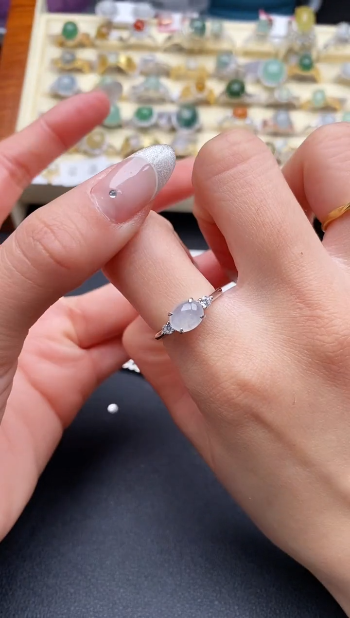 【闪购商品】翡翠戒指银S925镶嵌22222222+8