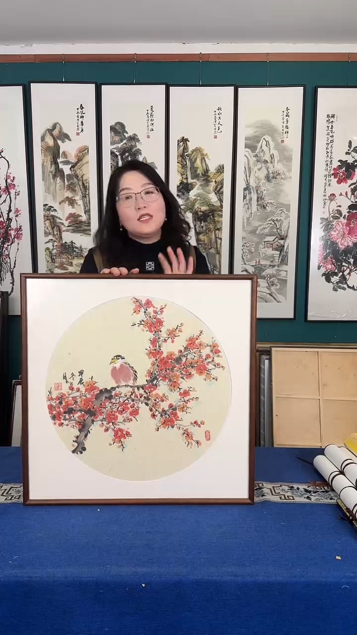 国画63*63梅花实木装裱