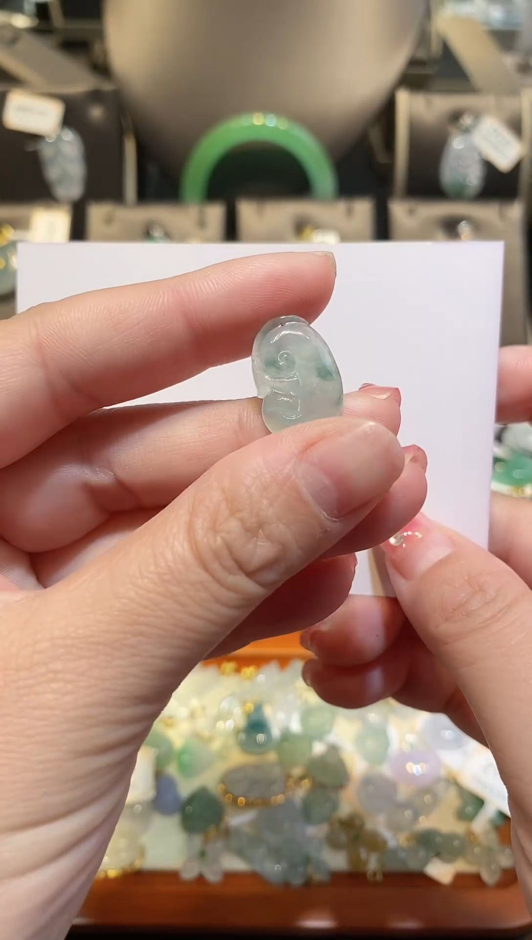 【闪购商品】翡翠颈饰未镶嵌天然A货翡翠一件