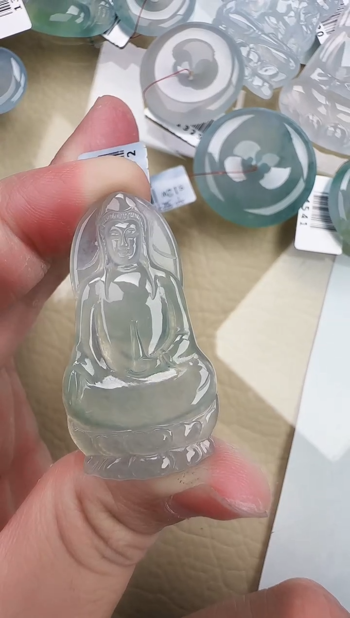 翡翠未镶嵌颈饰缅甸翡翠a货