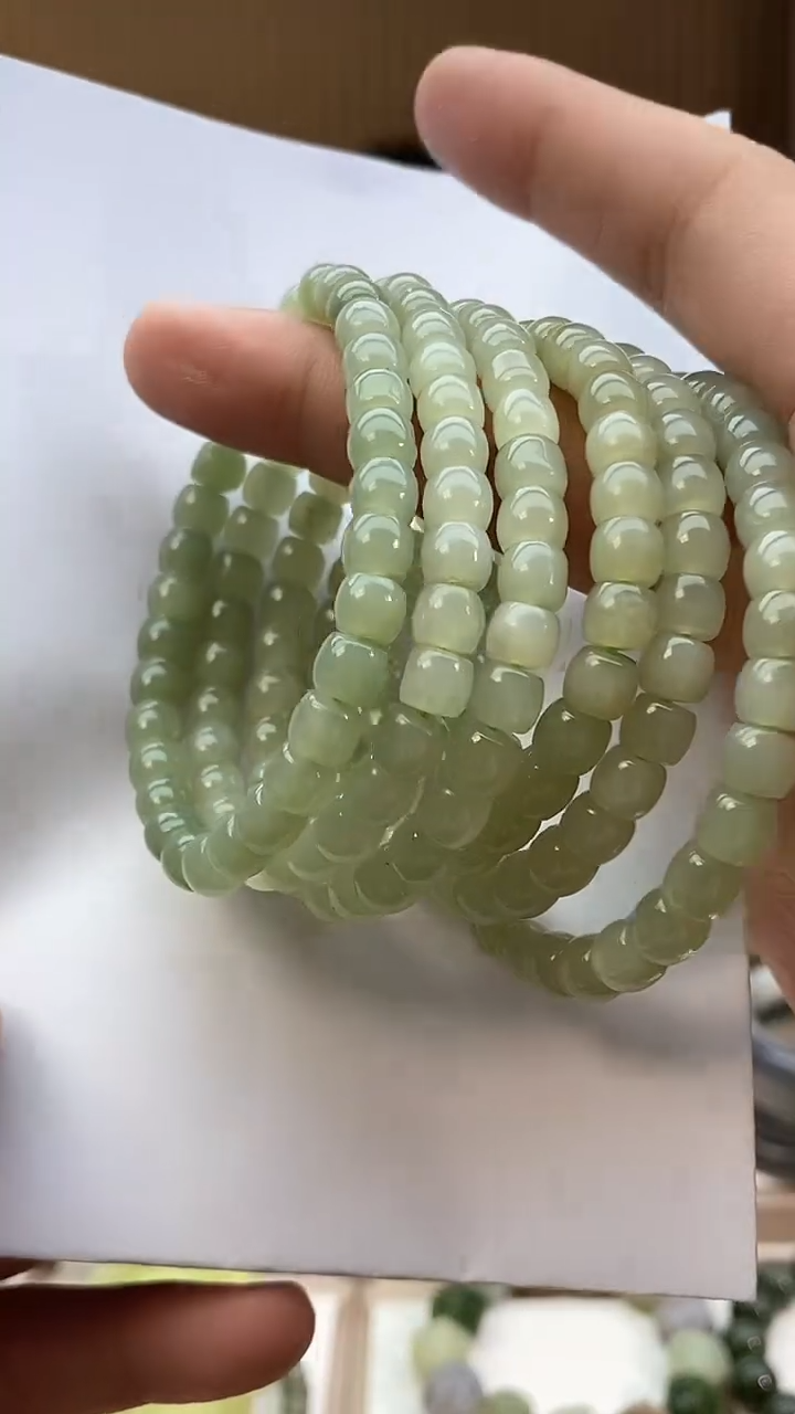 【闪购商品】和田玉手链未镶嵌和田玉青白直切手串多样性发其一