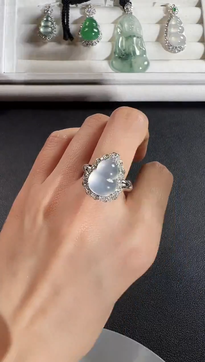 18K金镶嵌戒指翡翠KRR1223-002