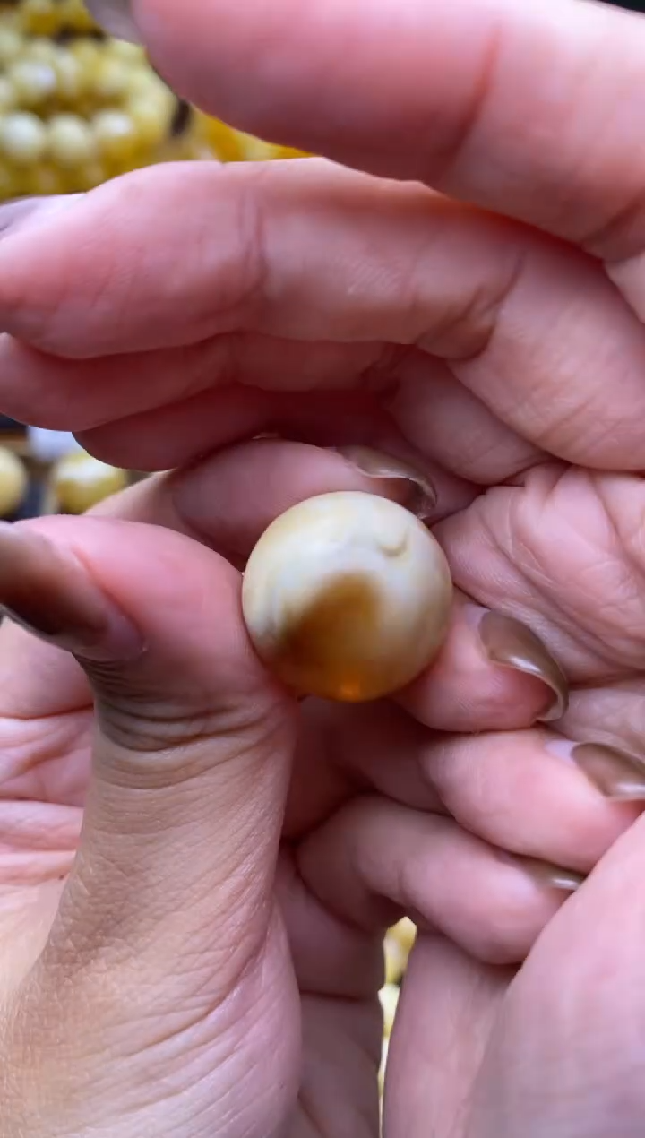 【闪购商品】琥珀裸石未镶嵌大小姐珠宝严选90