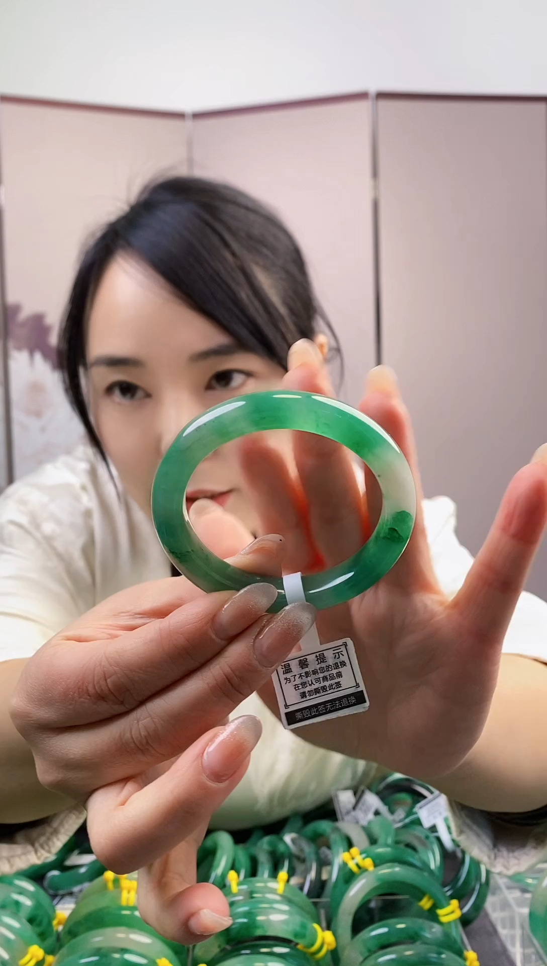 【闪购商品】石英质玉手镯未镶嵌13