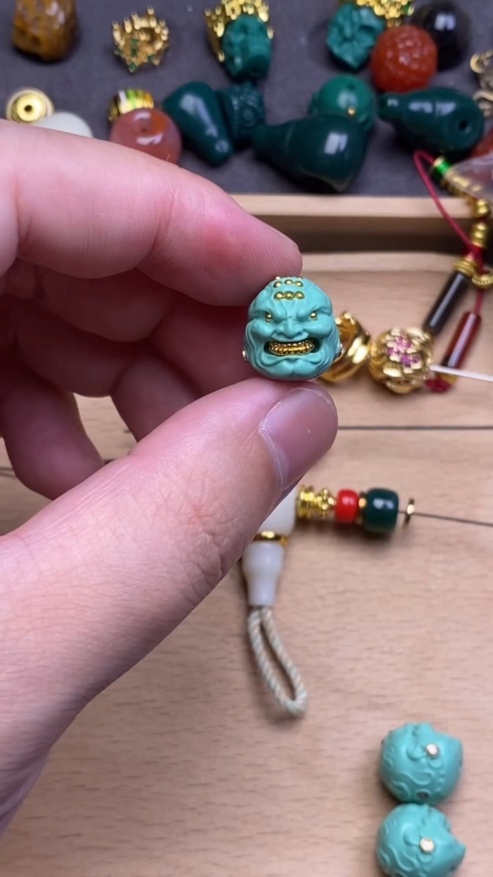 手工艺品琉璃精工镶嵌恶僧 单个发