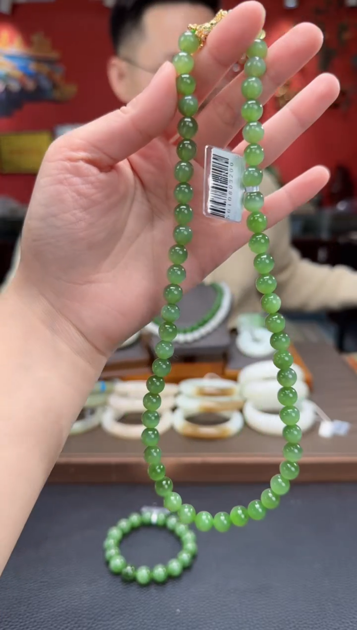 【闪购商品】和田玉颈饰未镶嵌碧玉果绿猫妈妈链卡8