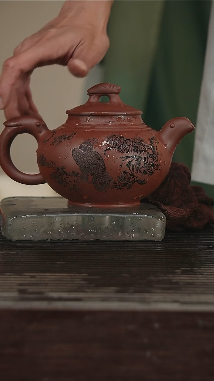 茶壶紫砂带证800CC282号