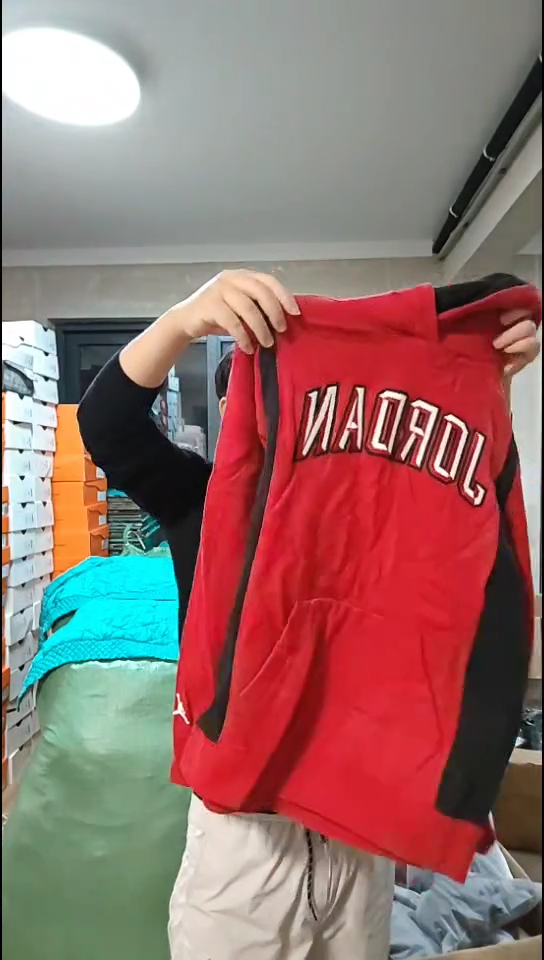 断码孤品清仓   编号224    尺码 160