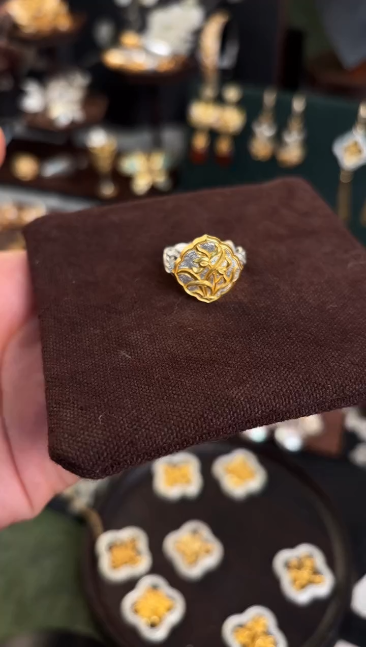 无925银四君子兰花戒指终不似金银首饰