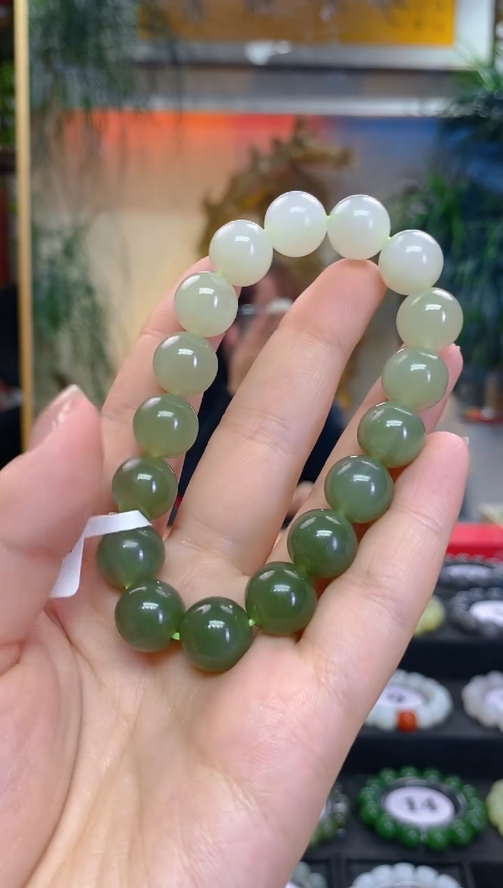 未镶嵌手串和田玉卡12