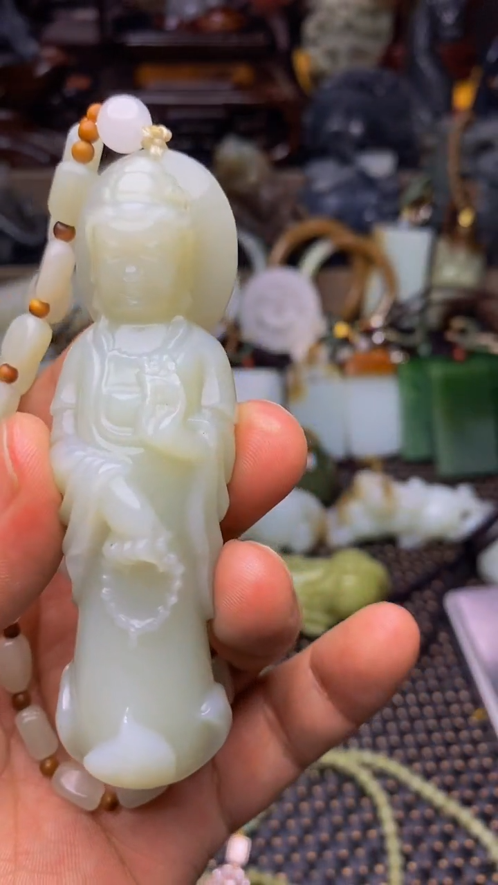 和田玉未镶嵌把件1