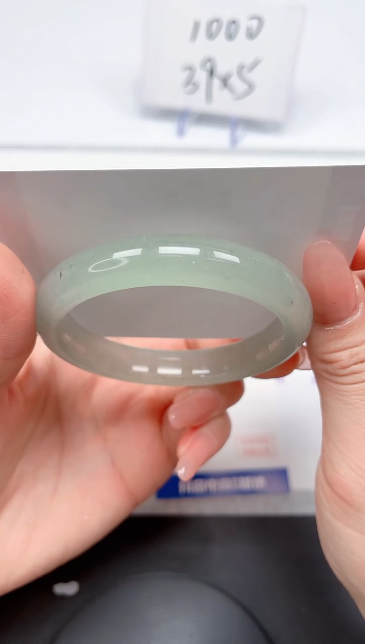 【闪购商品】石英质玉手镯未镶嵌26-58.5